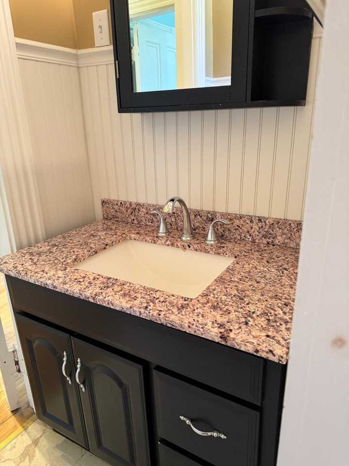 1094 Woodbury Ave #105 - Photo 5 of 17