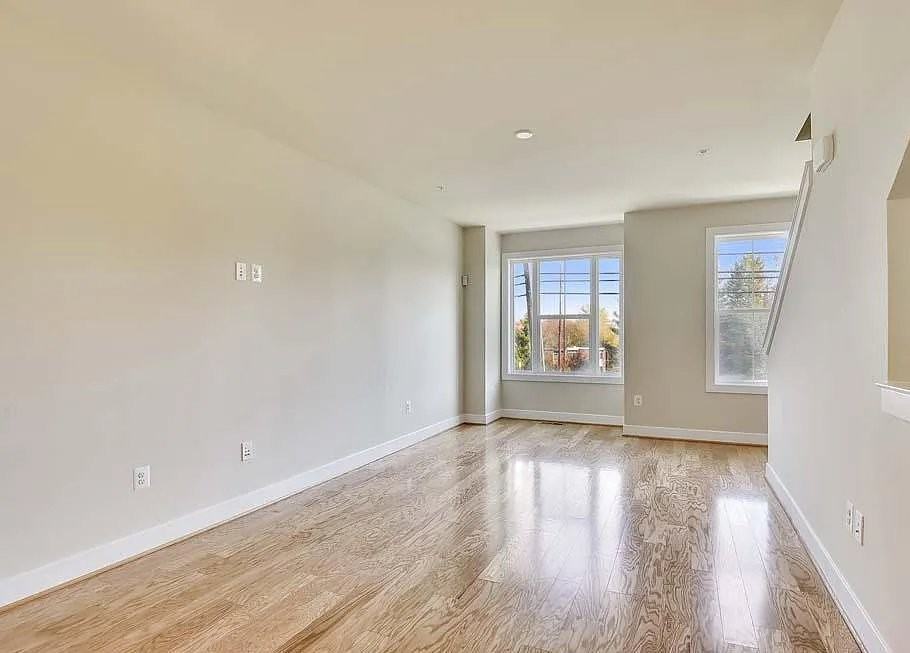 12608 Layhill Rd - Photo 2 of 29