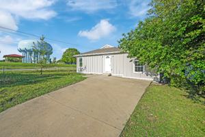 featured image of 4440 Lubbock Ave