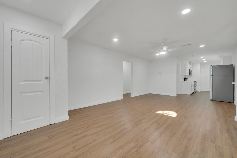 4440 Lubbock Ave - Photo 6 of 22