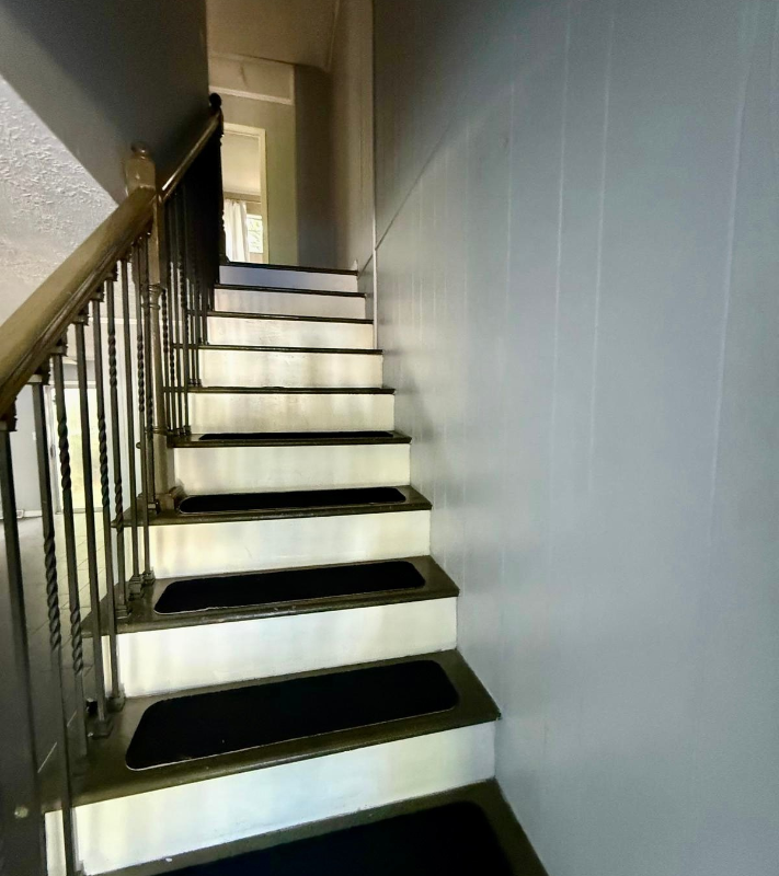 513 65th Ave N #C - Photo 6 of 7