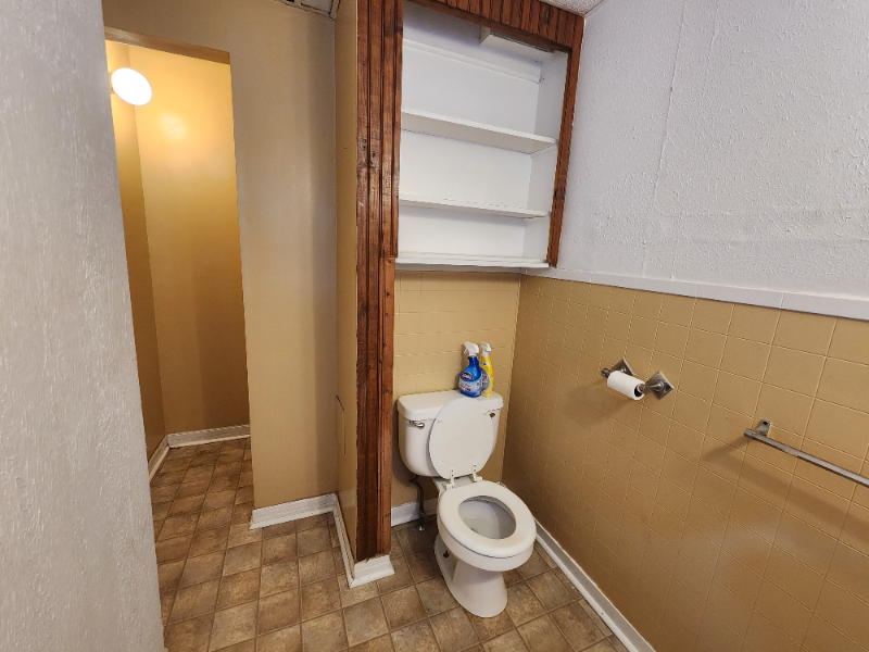 1575 Coit Ave Ne #3 - Photo 6 of 6