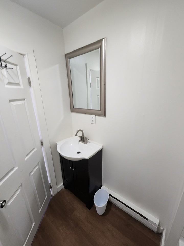 16 E Main St #16H - Photo 2 of 5