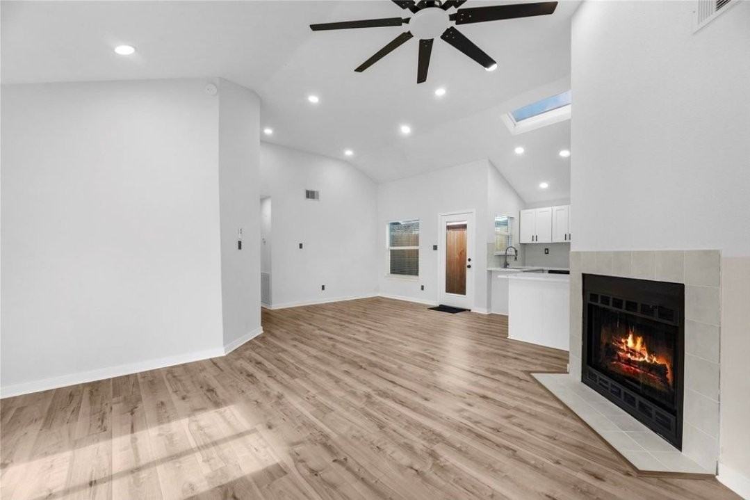 18503 Willow Moss Dr - Photo 2 of 14