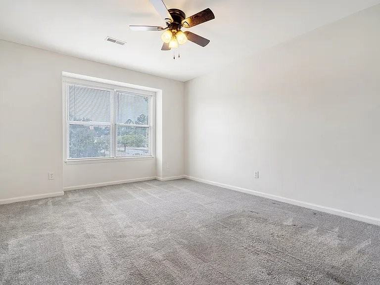 4062 Cedars Pkwy #D - Photo 4 of 7