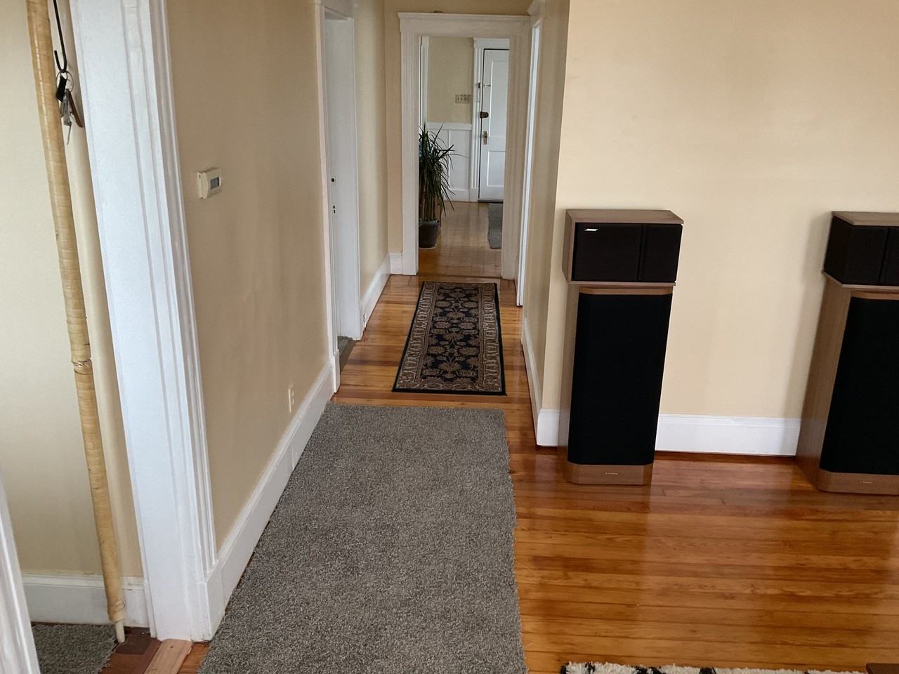 41 Warwick St #1st - Photo 4 of 13