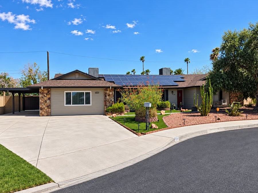 1904 Stonehaven Cir - Photo 4 of 20