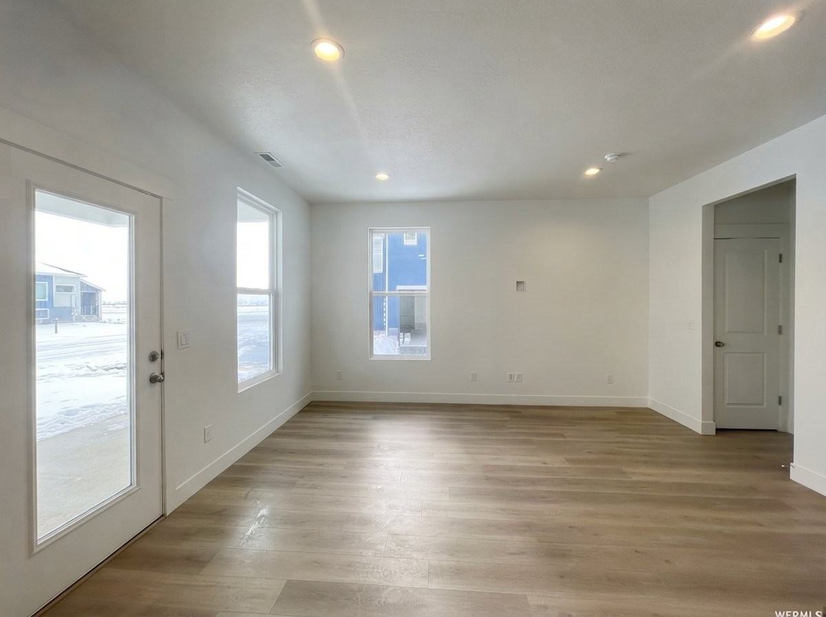 11772 S Leander Dr - Photo 4 of 13