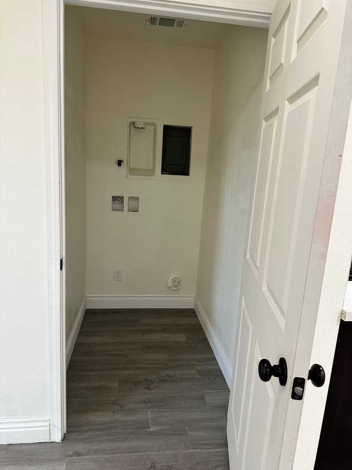 276 N Cottage St #B - Photo 6 of 8