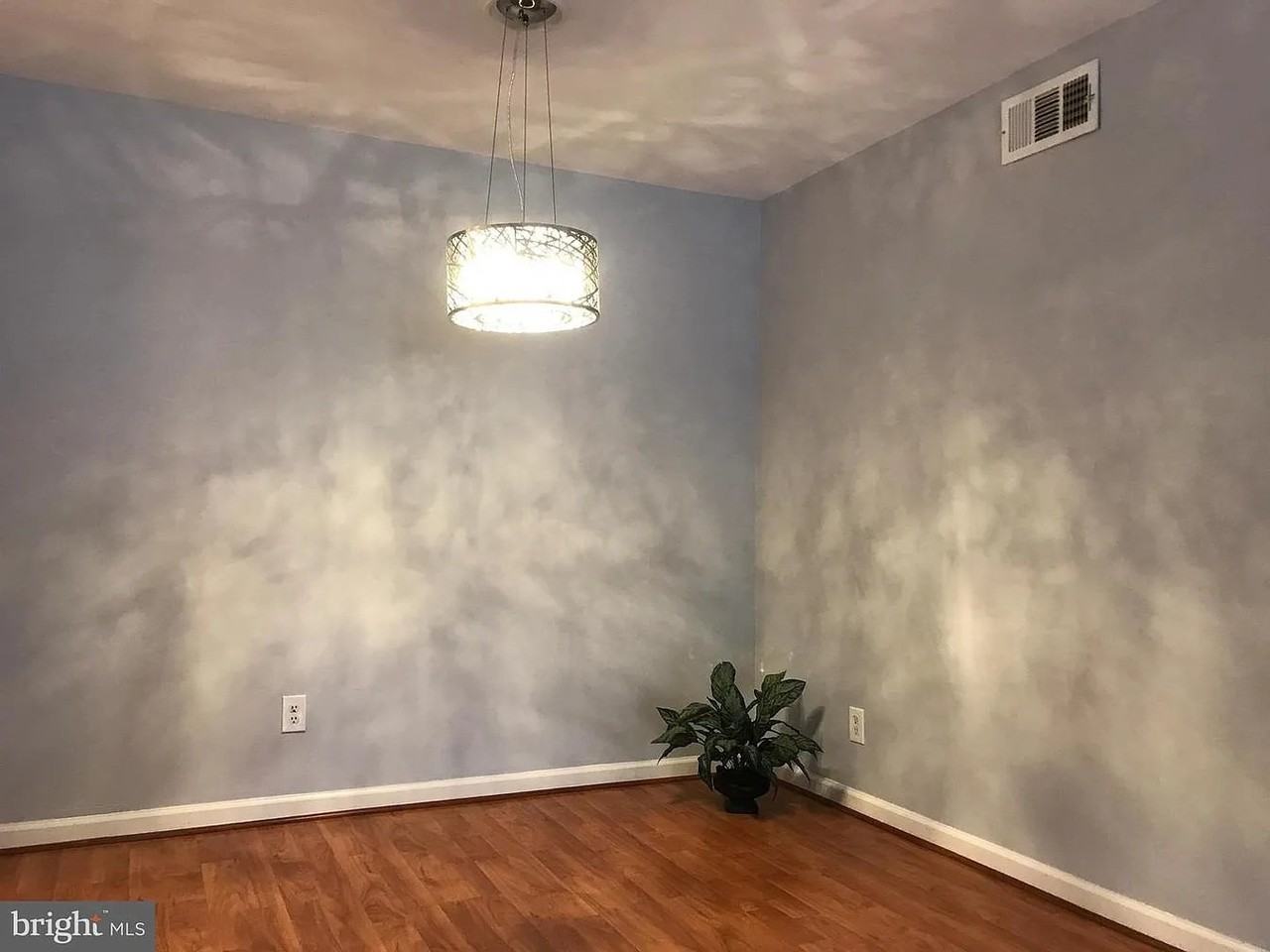 5918 Cove Landing Rd #204 - Photo 5 of 6