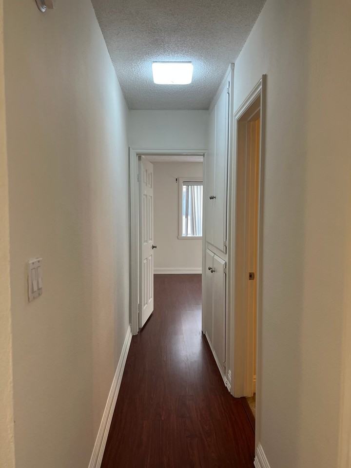 106 N Eucalyptus Ave #6 - Photo 4 of 19