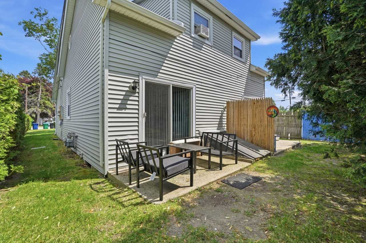 205 Glen Dr #205 - Photo 7 of 7