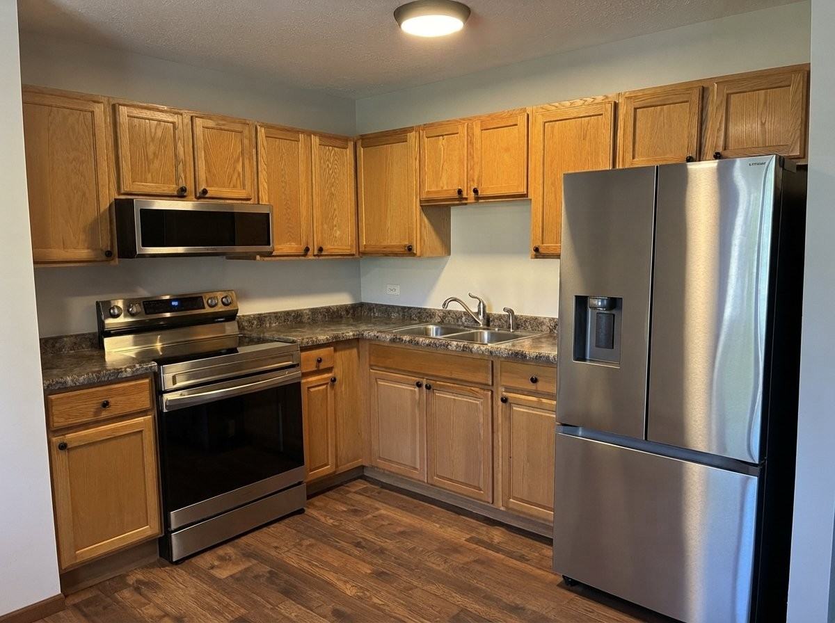 1119 S Curtis Ave #D46 - Photo 4 of 19