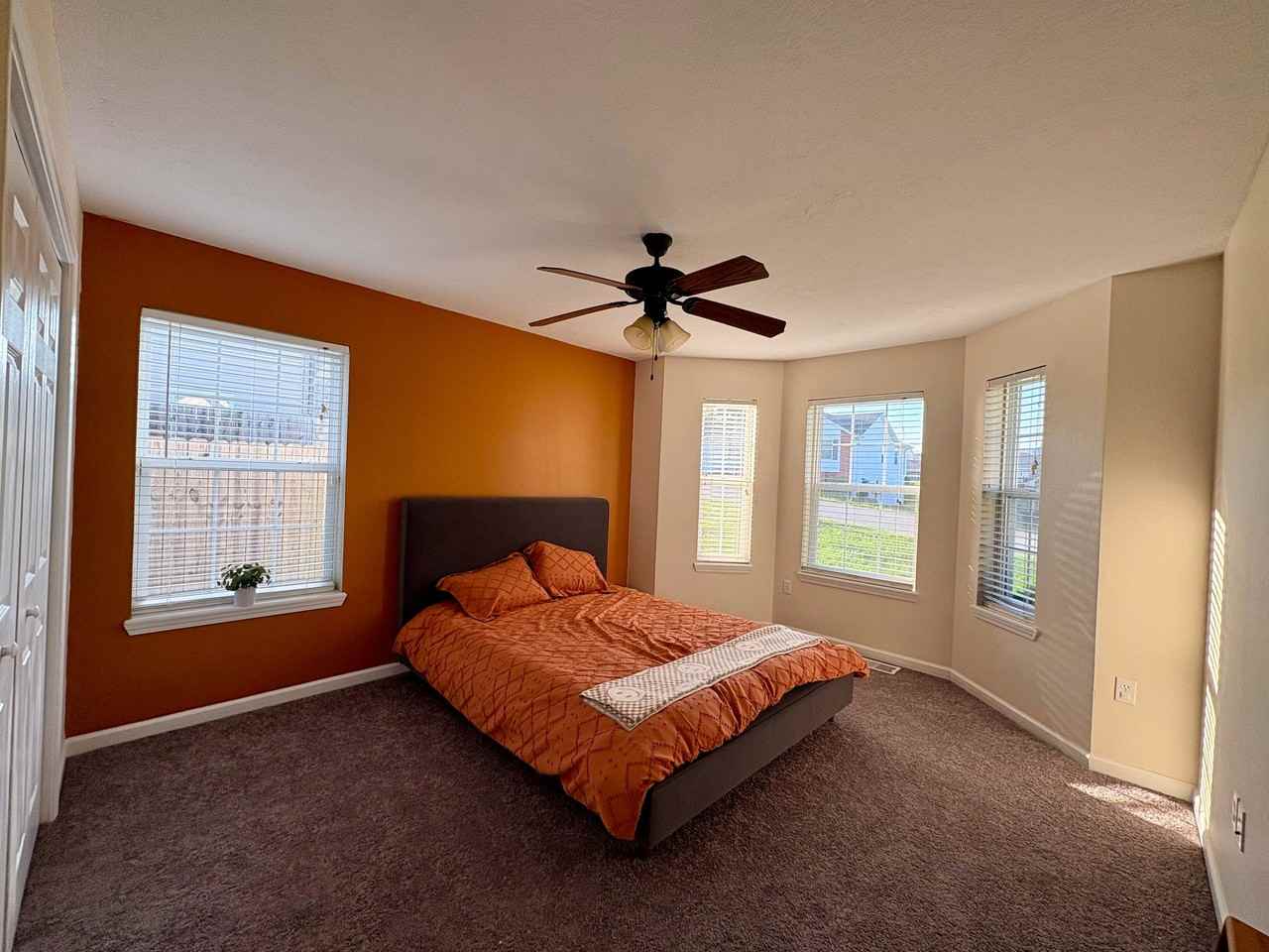 128 Lyle Curtis Cir - Photo 6 of 16
