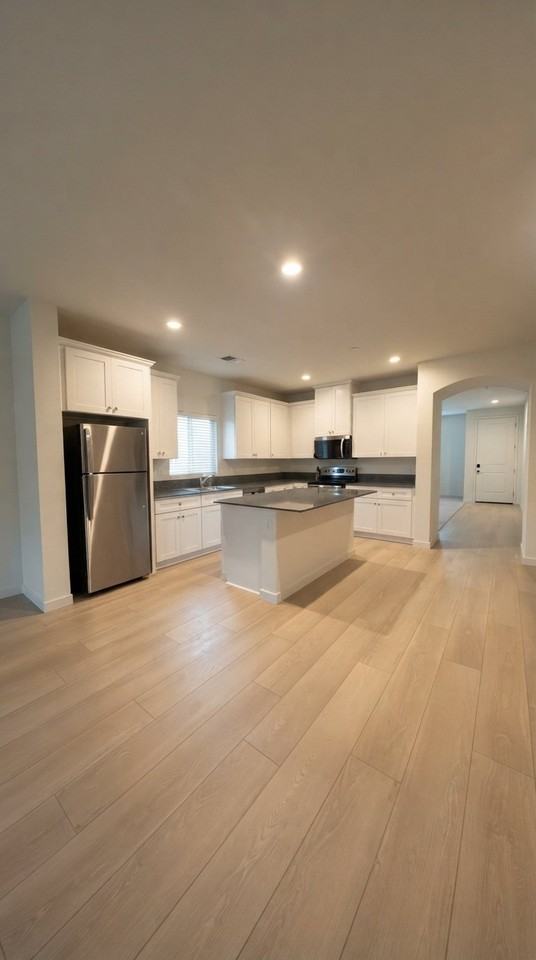 1603 Levin St - Photo 2 of 8