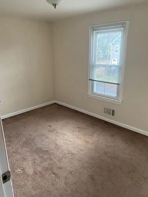 21 Worthley St #A - Photo 3 of 11