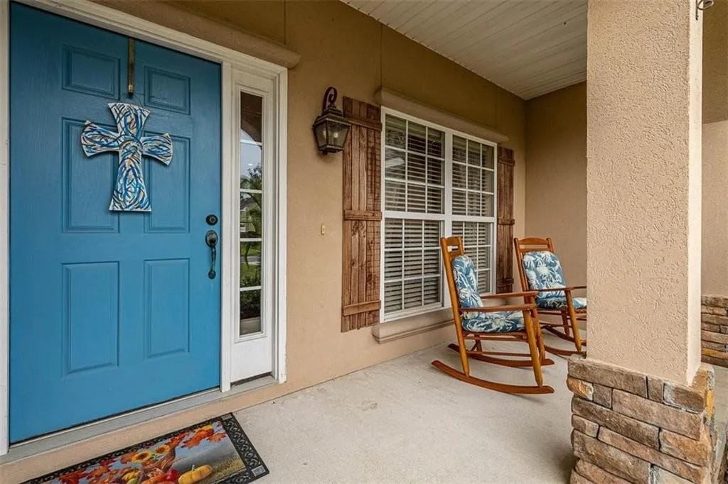 131 Hadleigh Blf - Photo 2 of 22