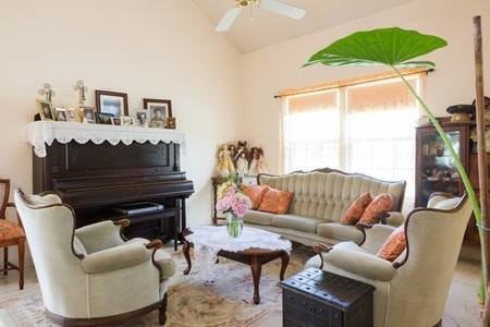 2260 San Miguel Ave - Photo 5 of 11