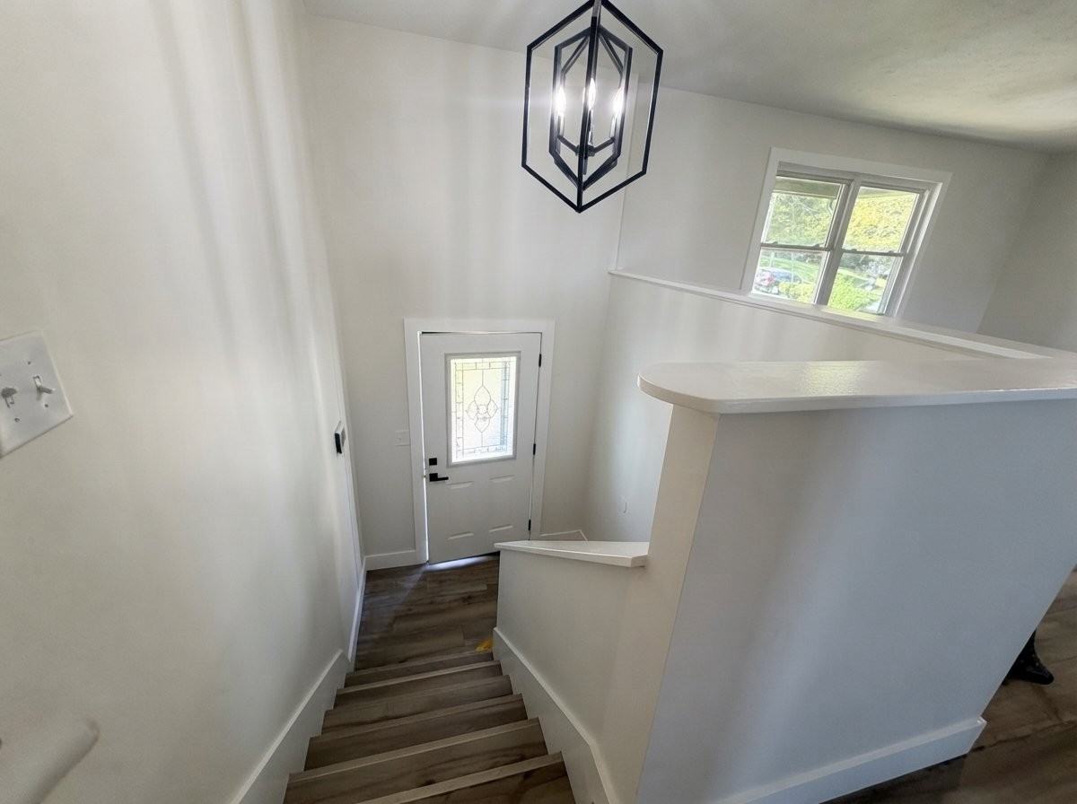 346 Valley View Dr - Photo 3 of 17