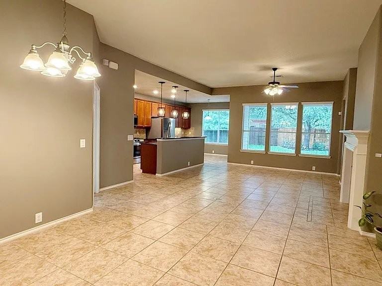 25402 Melody Canyon Ct - Photo 2 of 14