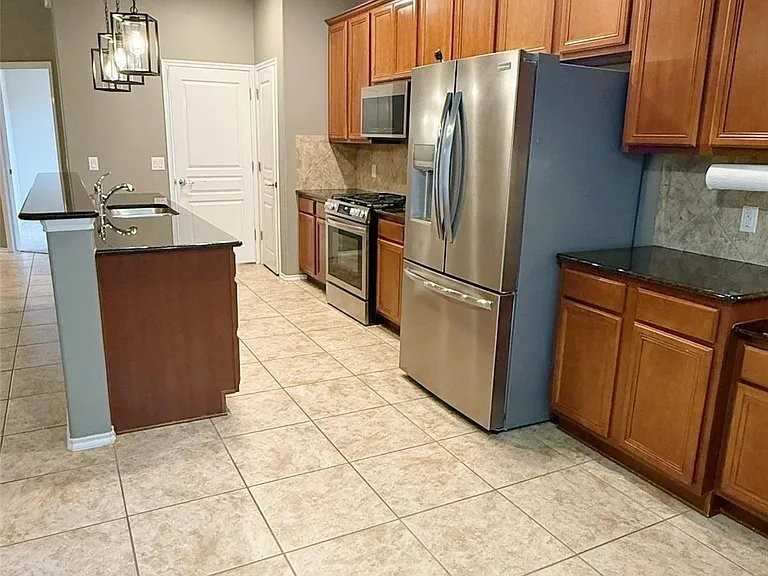 25402 Melody Canyon Ct - Photo 5 of 14