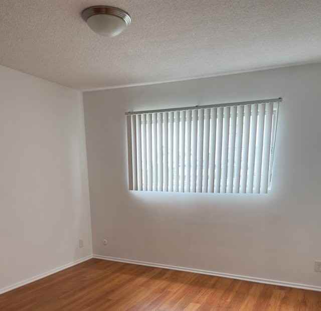440 N Hayworth Ave #212 - Photo 3 of 8