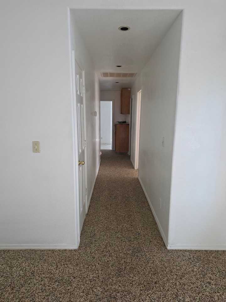 2222 Alton St - Photo 6 of 14