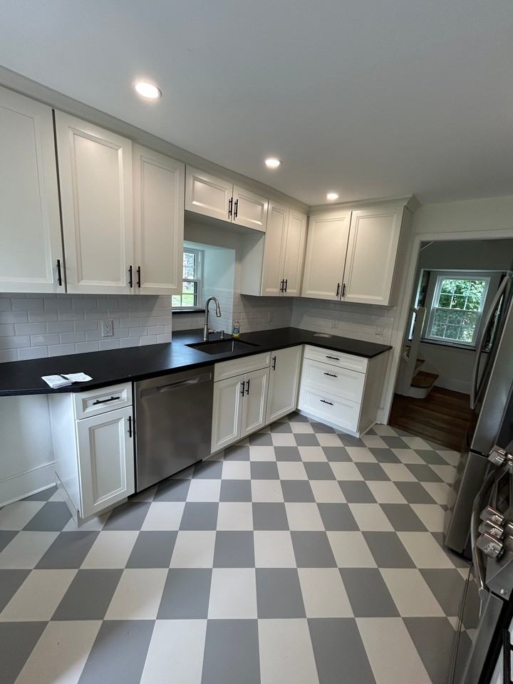 369 Byram Kingwood Rd - Photo 2 of 34