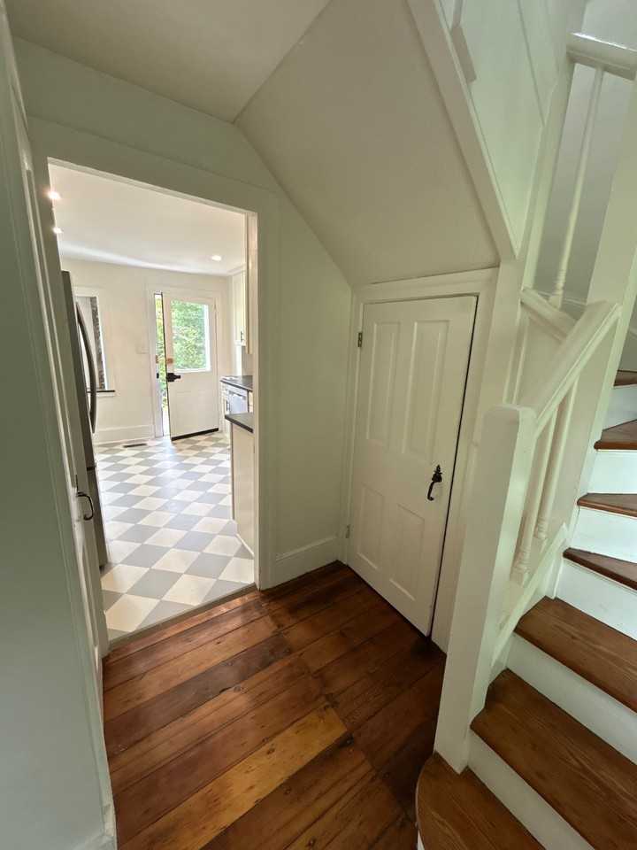 369 Byram Kingwood Rd - Photo 3 of 34