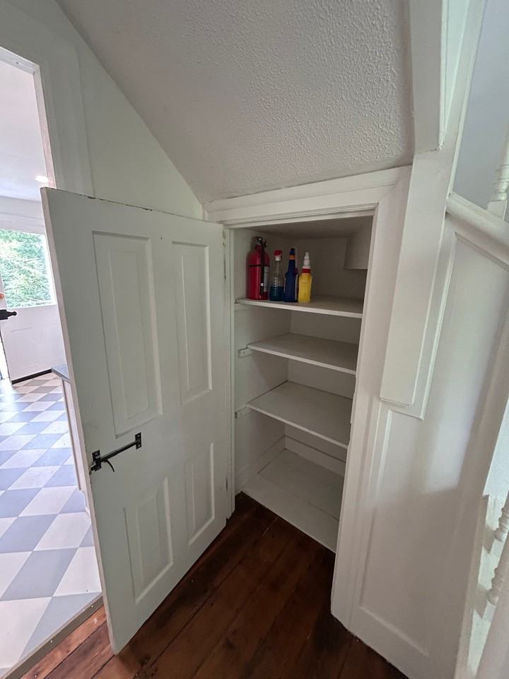 369 Byram Kingwood Rd - Photo 4 of 34