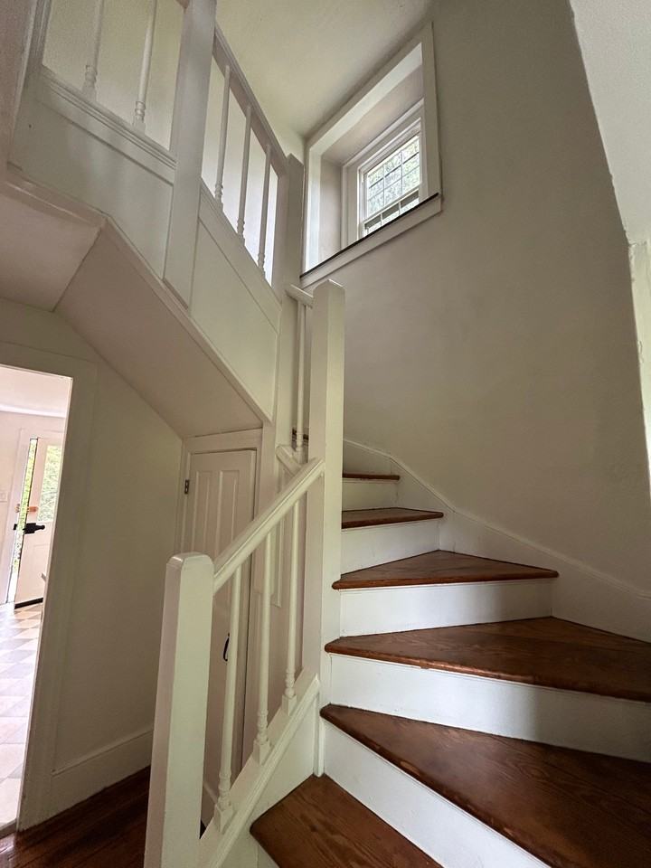 369 Byram Kingwood Rd - Photo 5 of 34