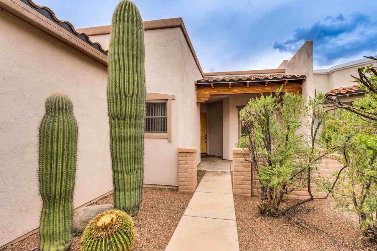2210 Paseo Tumacacori - Photo 2 of 20