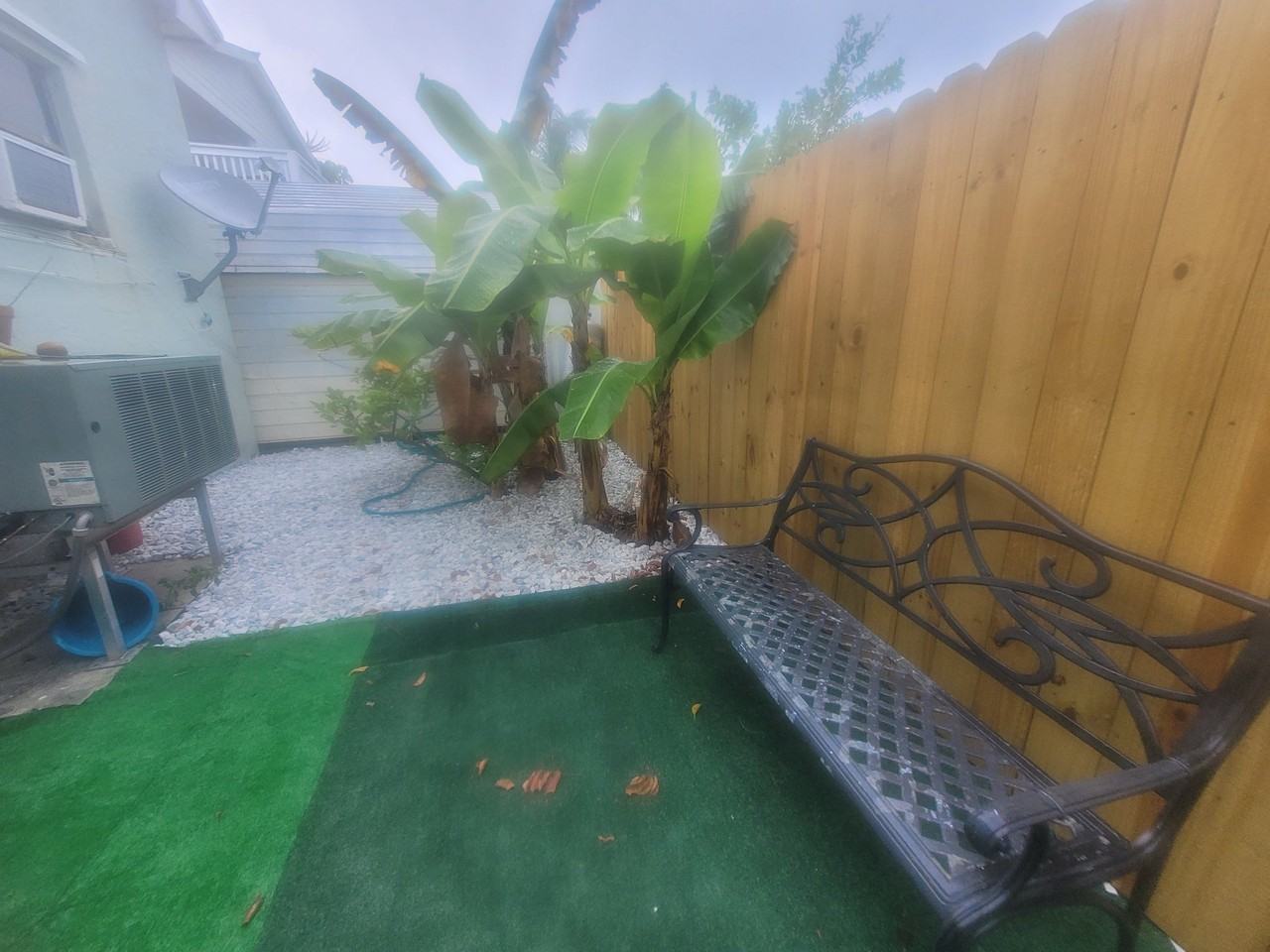 10 D4Ave - Photo 2 of 12