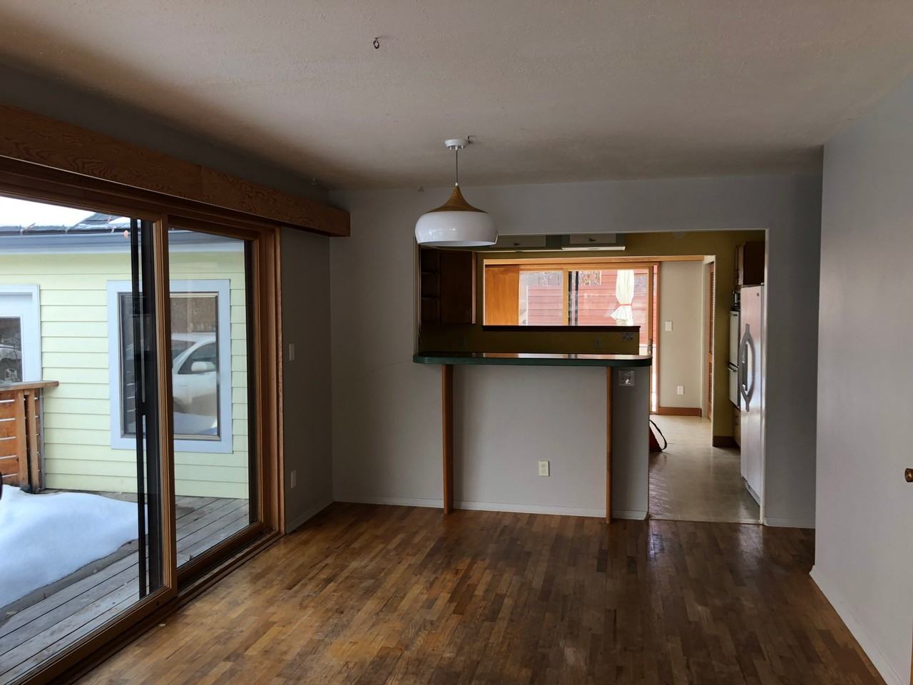 822 S Black Ave - Photo 5 of 16
