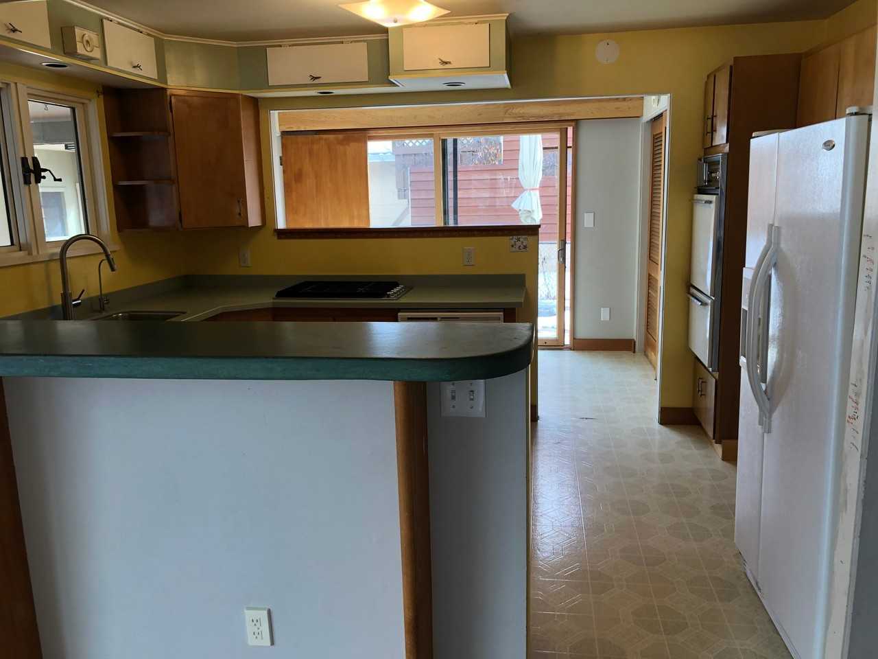 822 S Black Ave - Photo 6 of 16