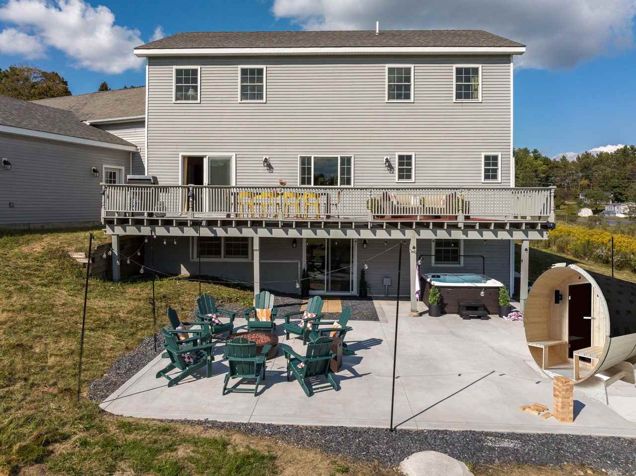 471 Crosstown Rd - Photo 3 of 20