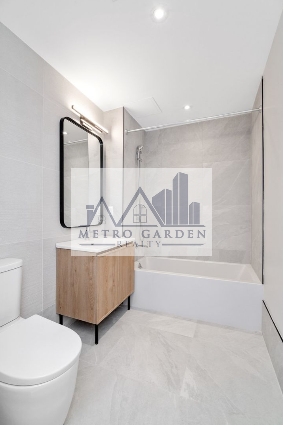 71-82 Parsons Boulevard #211 - Photo 5 of 11