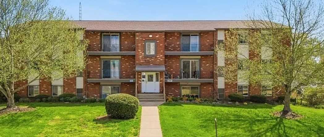 5240 Emil Ave Sw Apt 104 #104 - Photo 3 of 12