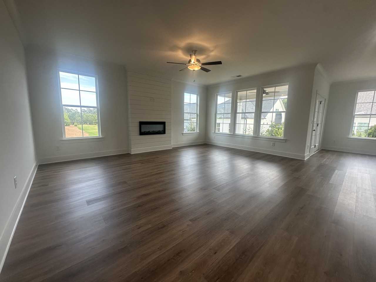 1551 Lake Dr #NA - Photo 7 of 11