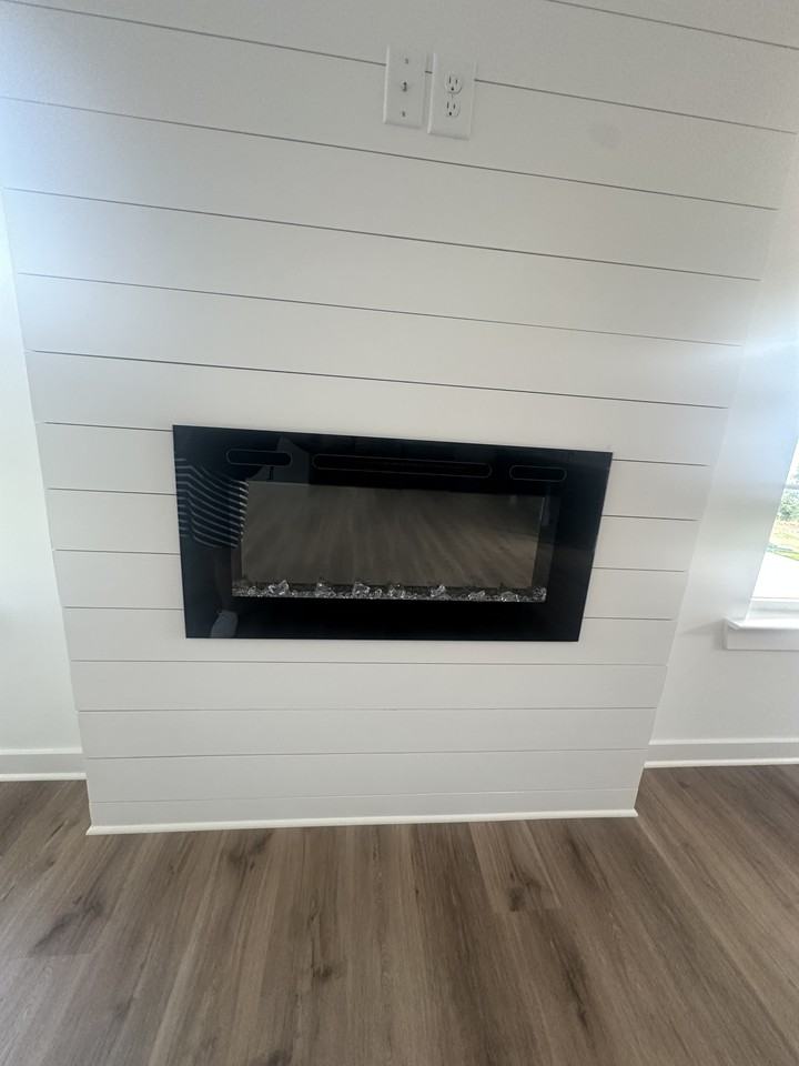 1481 Lake Dr #NA - Photo 3 of 12