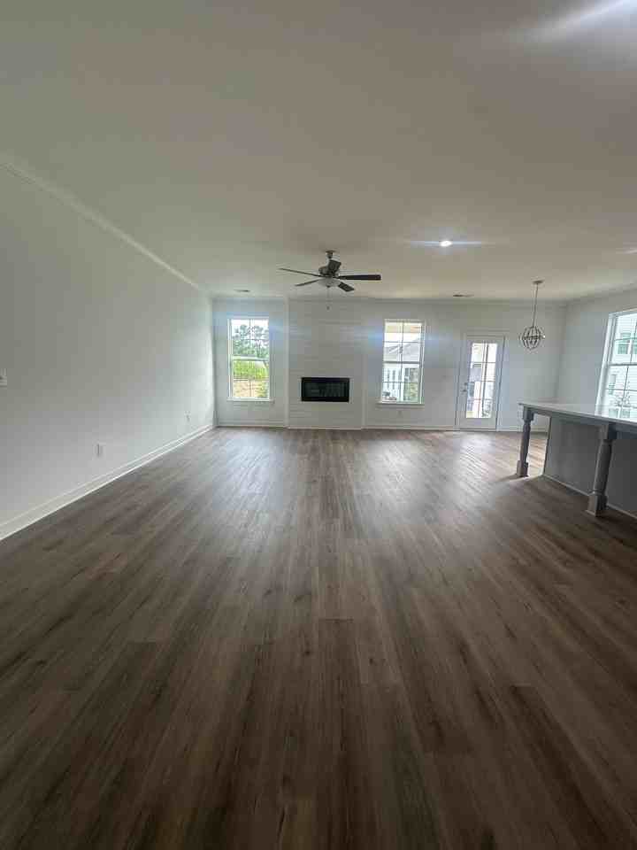 1481 Lake Dr #NA - Photo 7 of 12