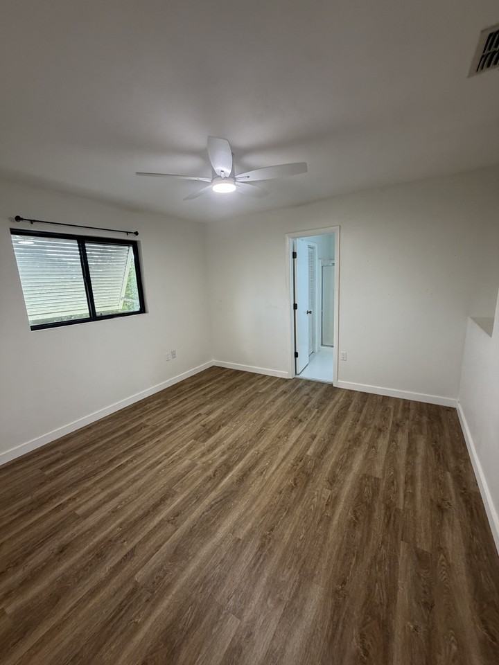 8226 Lake San Carlos Cir - Photo 6 of 14