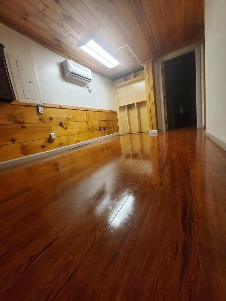 12 N Main St #D - Photo 3 of 11