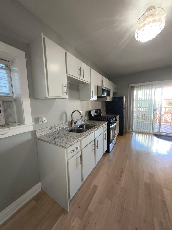 3306 N Drake Ave #NA - Photo 5 of 39