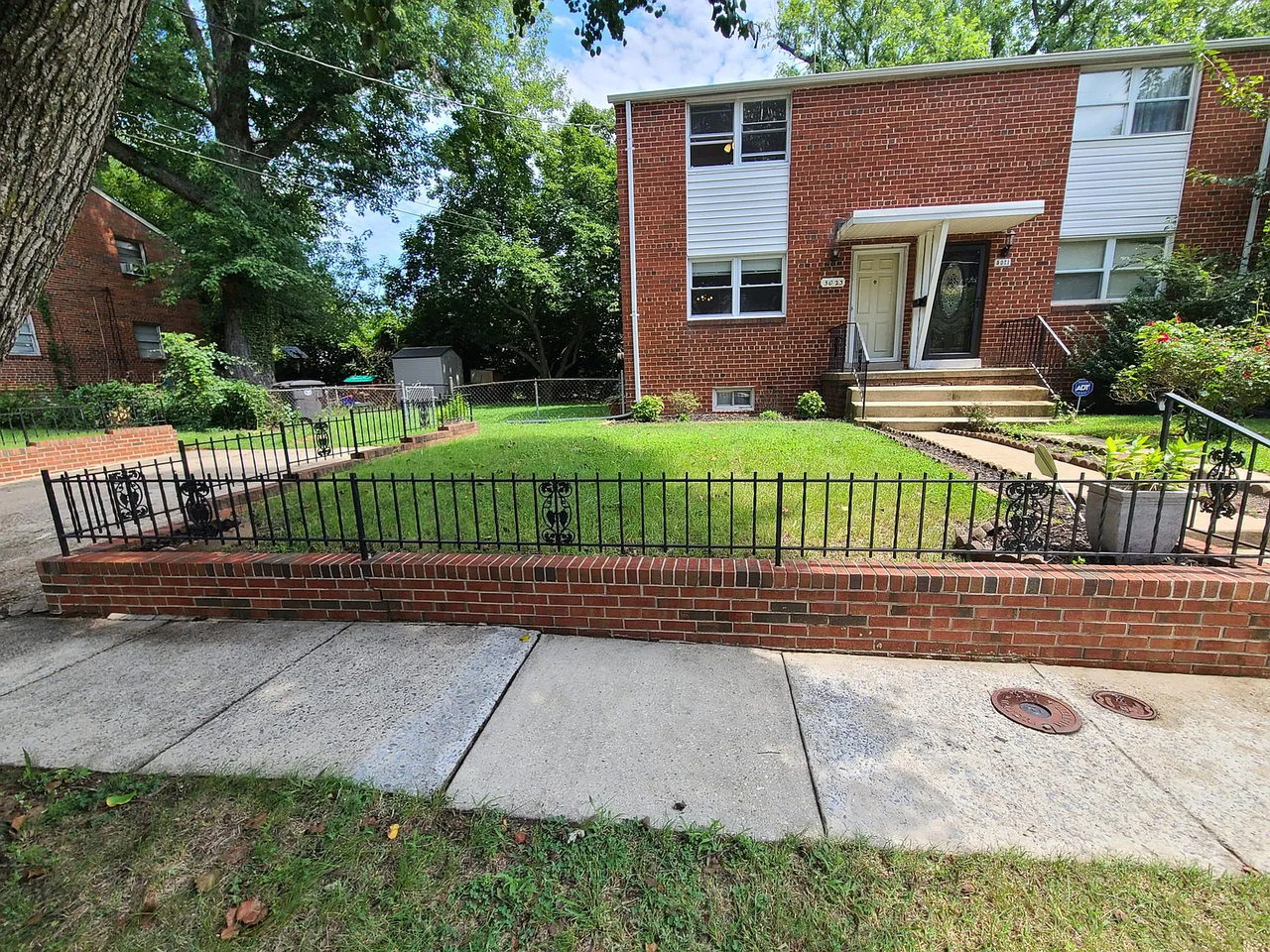 5023 37th Ave #NA - Photo 2 of 8