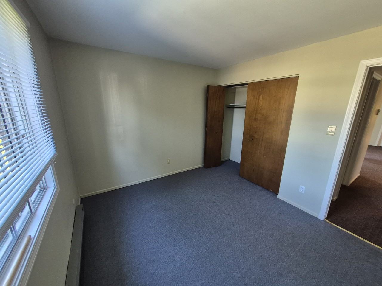 8137 Pine Island Ter - Photo 5 of 6