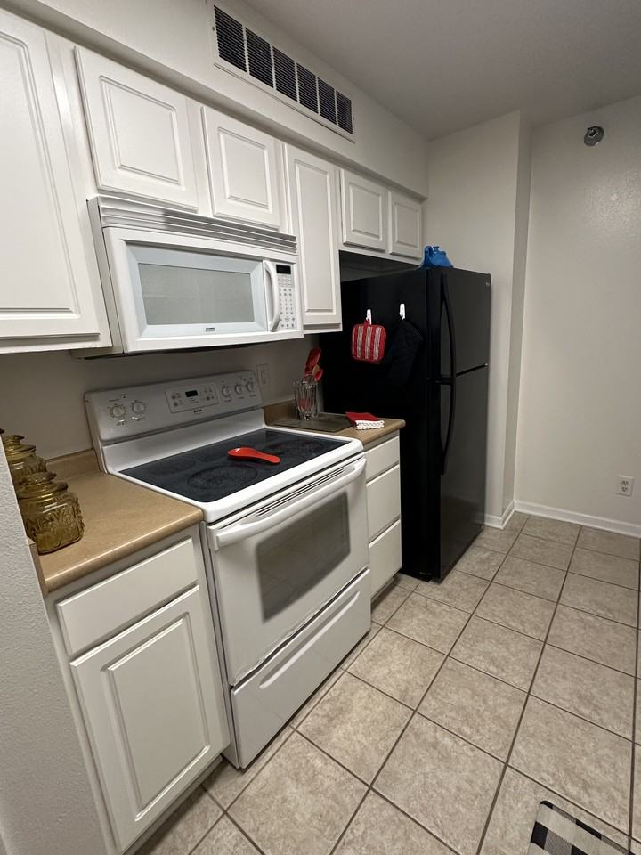 2901 Grand Ave #301 - Photo 6 of 20