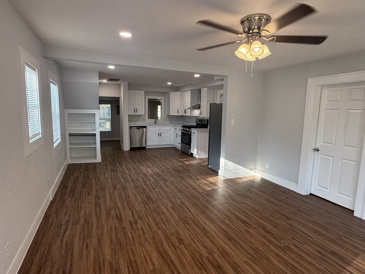 3413 Conway St #NA - Photo 4 of 23
