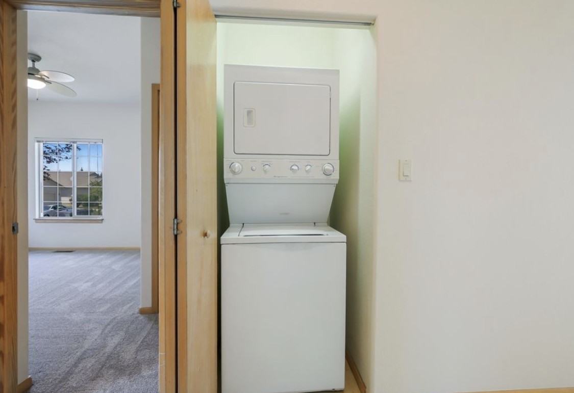 1450 Racquet Way #NA - Photo 7 of 12