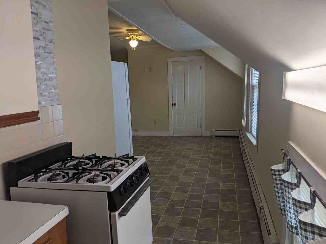 575 Mount Hope Ave #3 - Photo 6 of 15